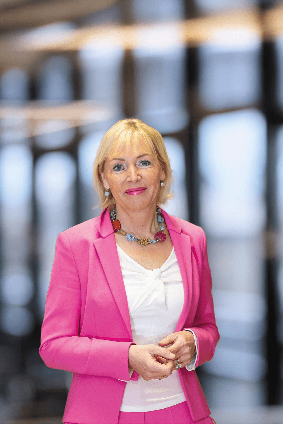 Prof. Dr.  Kristina Sinemus